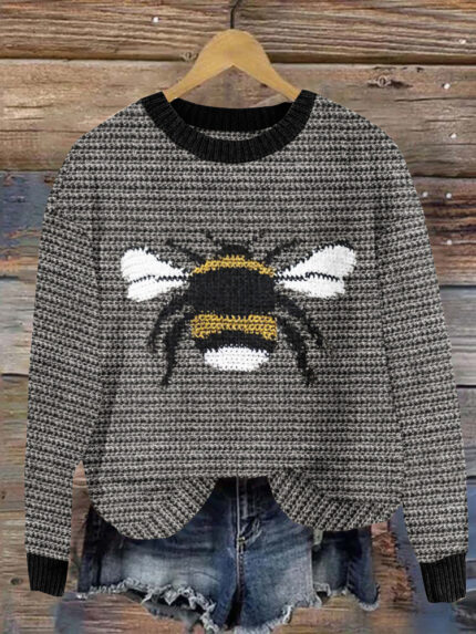 Bee Print Knitted Pullover Sweater